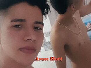 Aron_Hott