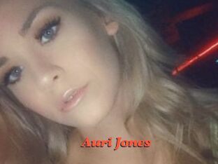 Auri_Jones