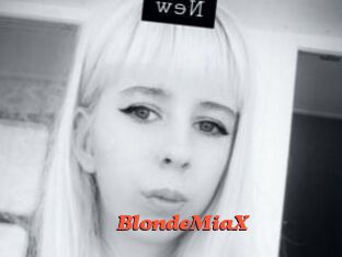 BlondeMiaX