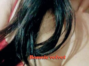 Bonnie_velvet