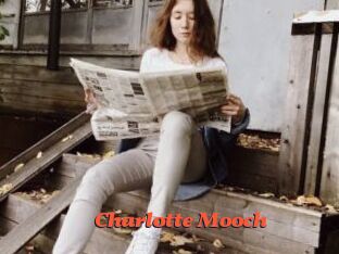 Charlotte_Mooch