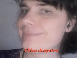Chloe_despairs