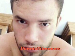 Danniel_Simmons