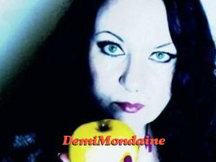 DemiMondaine_