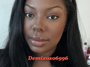 Demixoxo6996