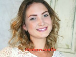 Demuresmile