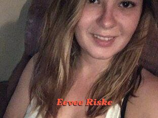 Eevee_Riske