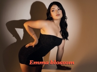 Emma_blossom