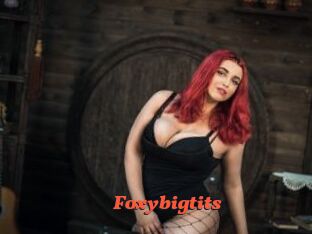 Foxybigtits