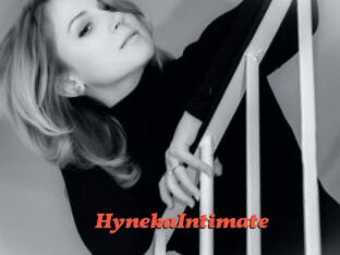 HynekaIntimate