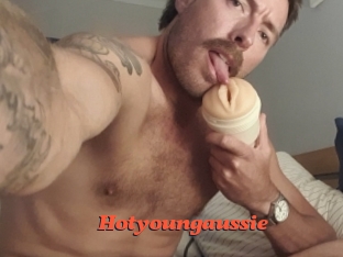 Hotyoungaussie
