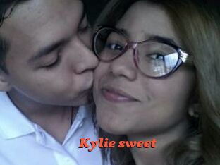Kylie_sweet