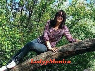 LadyyMonica Livespot