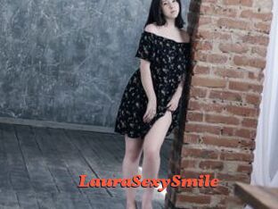 LauraSexySmile