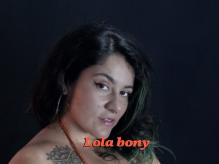 Lola_bony