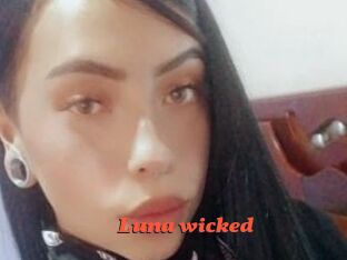 Luna_wicked