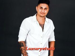 Luxurystud1