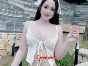Lyn_eva