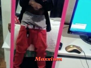 Maxxium
