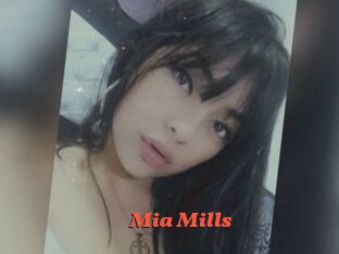 Mia_Mills