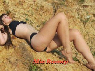 Mia_Rooney