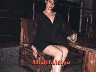 ModelaMiya