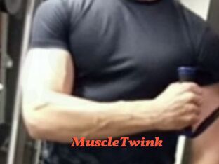MuscleTwink