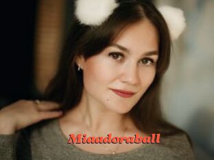 Miaadoraball