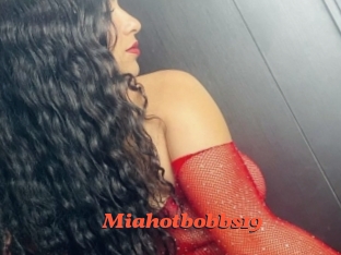 Miahotbobbs19