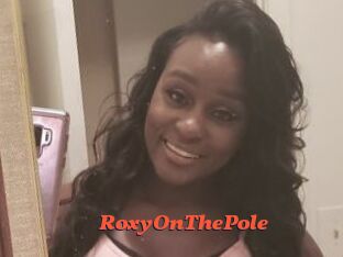 RoxyOnThePole