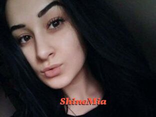 ShineMia