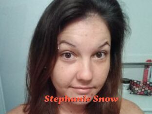 Stephanie_Snow