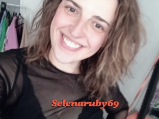 Selenaruby69
