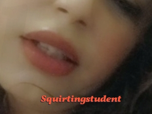 Squirtingstudent