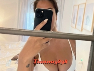 Tianna9898