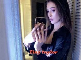 tiny_taylor Livespot