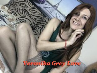 Veronika_Grey_Love