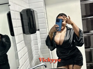 Vickyye